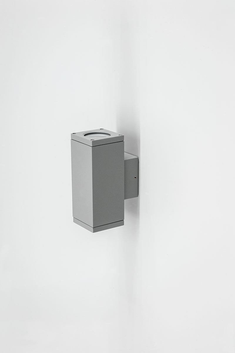 EVN 2-flammige Wandleuchte grau rechteckig 155x63x96mm 220-240V IP54