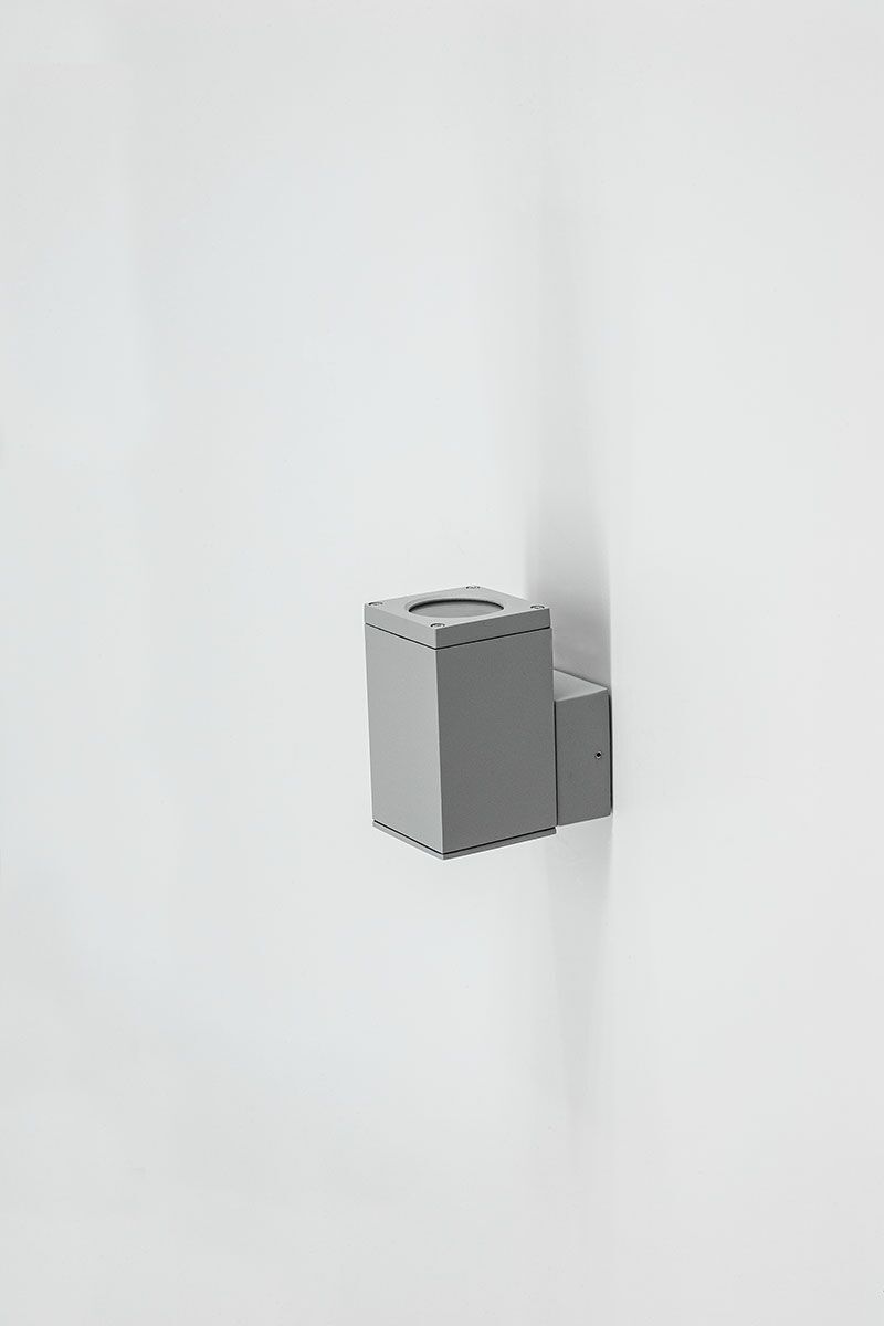 EVN 1-flammige Leuchte grau rechteckig 110x63x96mm 220-240V IP54