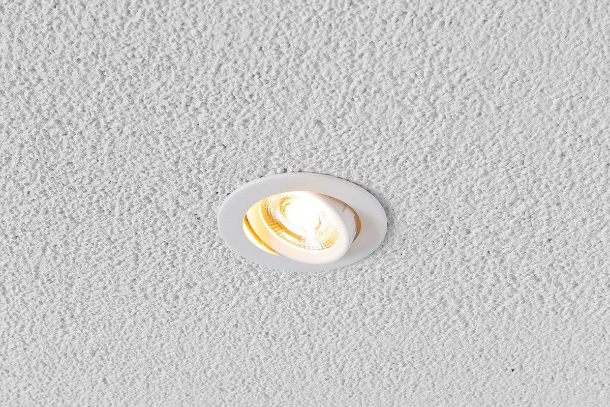 EVN COB-LED Leuchte weiß schwenkbar rund 84x26mm 6W 3000K 430lm 21-40° 220-240V IP20