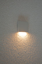 EVN LED Leuchte weiß rechteckig 85x70x15mm 3W 3000K 131lm >80° 24V IP65