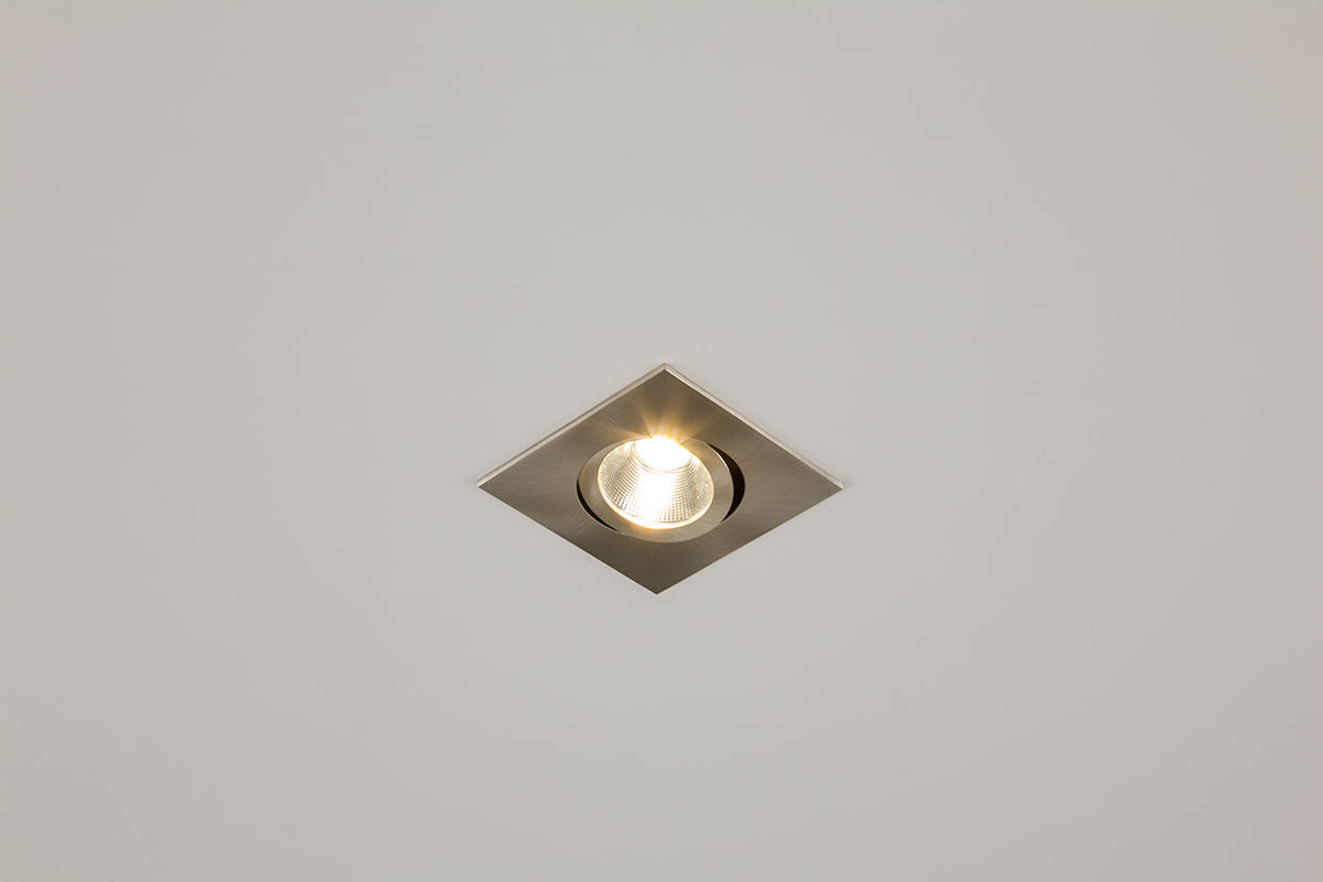 EVN Power-LED Leuchte Edelstahl Optik schwenkbar viereckig 83x83x45mm 6W 3000K 528lm 21-40° 230V IP20