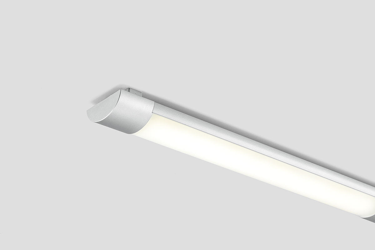 EVN LED Lichtleiste Silber rechteckig 597x80x30mm 20W 3000K 2041lm 220-240V IP20