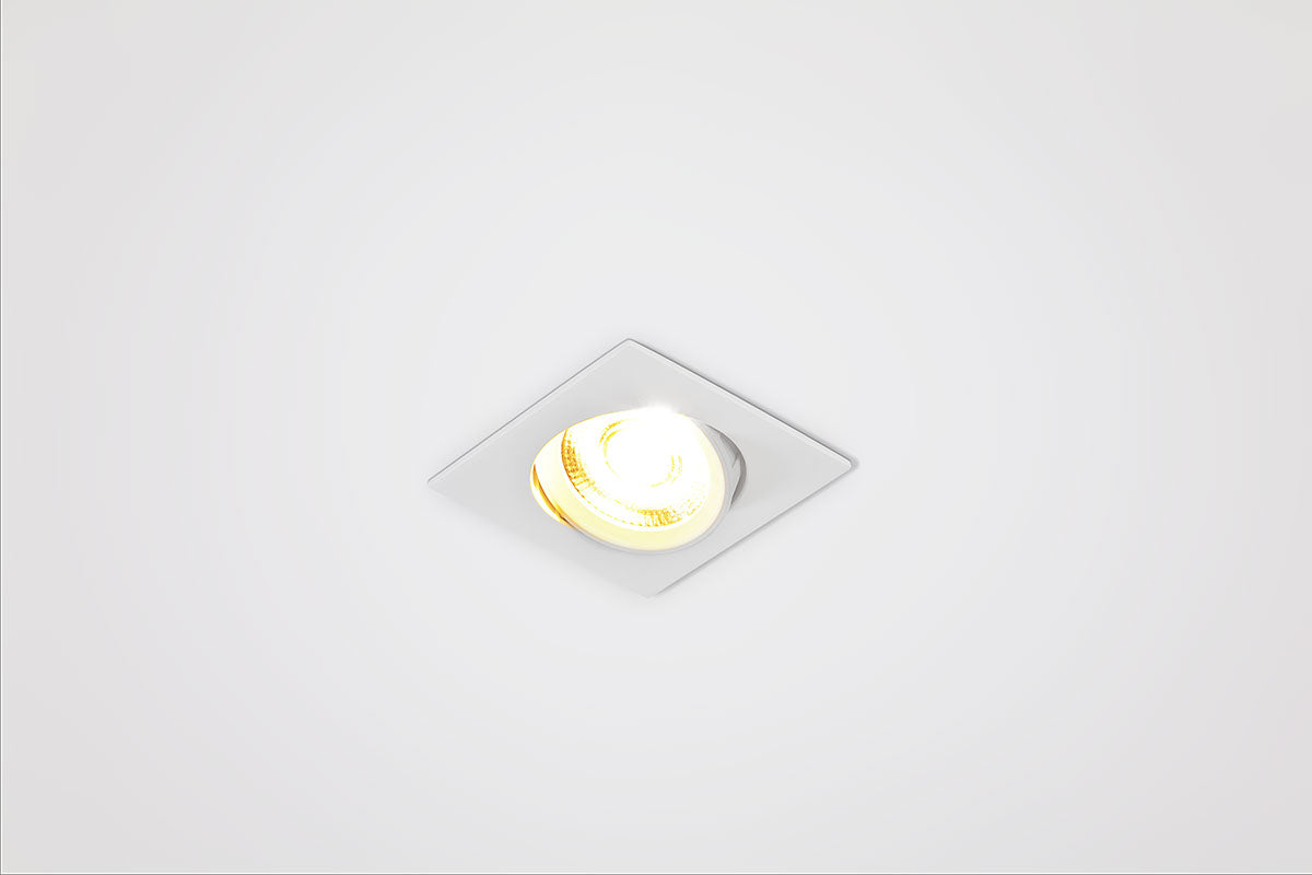 EVN COB-LED Leuchte weiß schwenkbar viereckig 82x82x26mm 6W 3000K 430lm 21-40° 220-240V IP20
