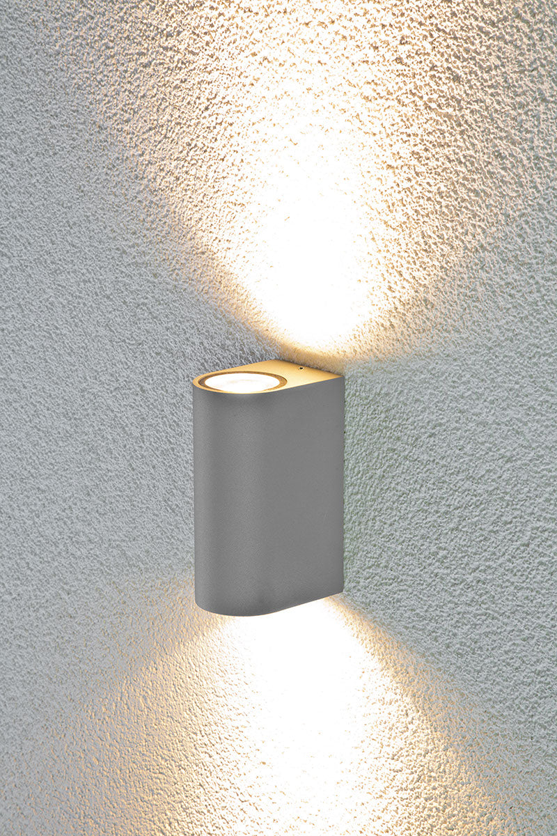 EVN LED 2-flammige Wandleuchte Silber halbrund 150x68x95mm 6W 3000K 145lm 21-40° 100-240V IP54