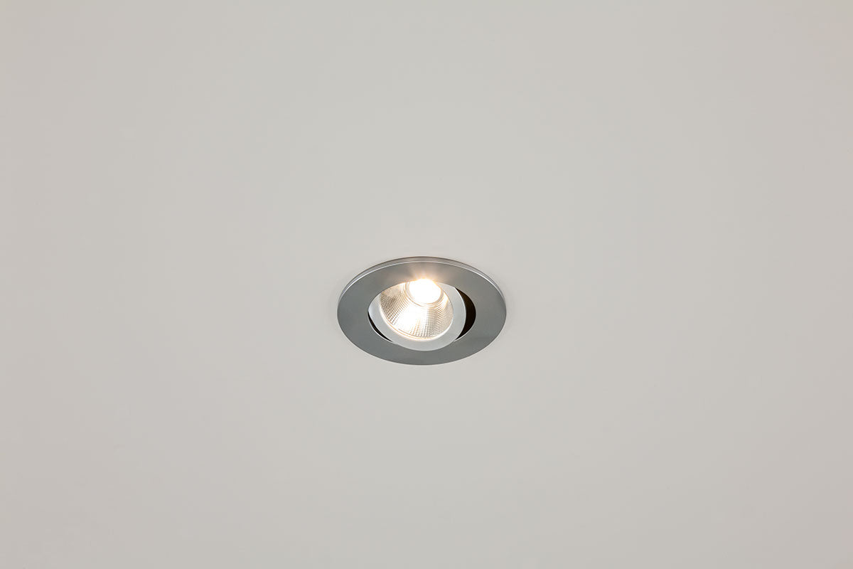EVN Power-LED Leuchte Chrom schwenkbar rund 83x35mm 3W 3000K 300lm 21-40° IP20