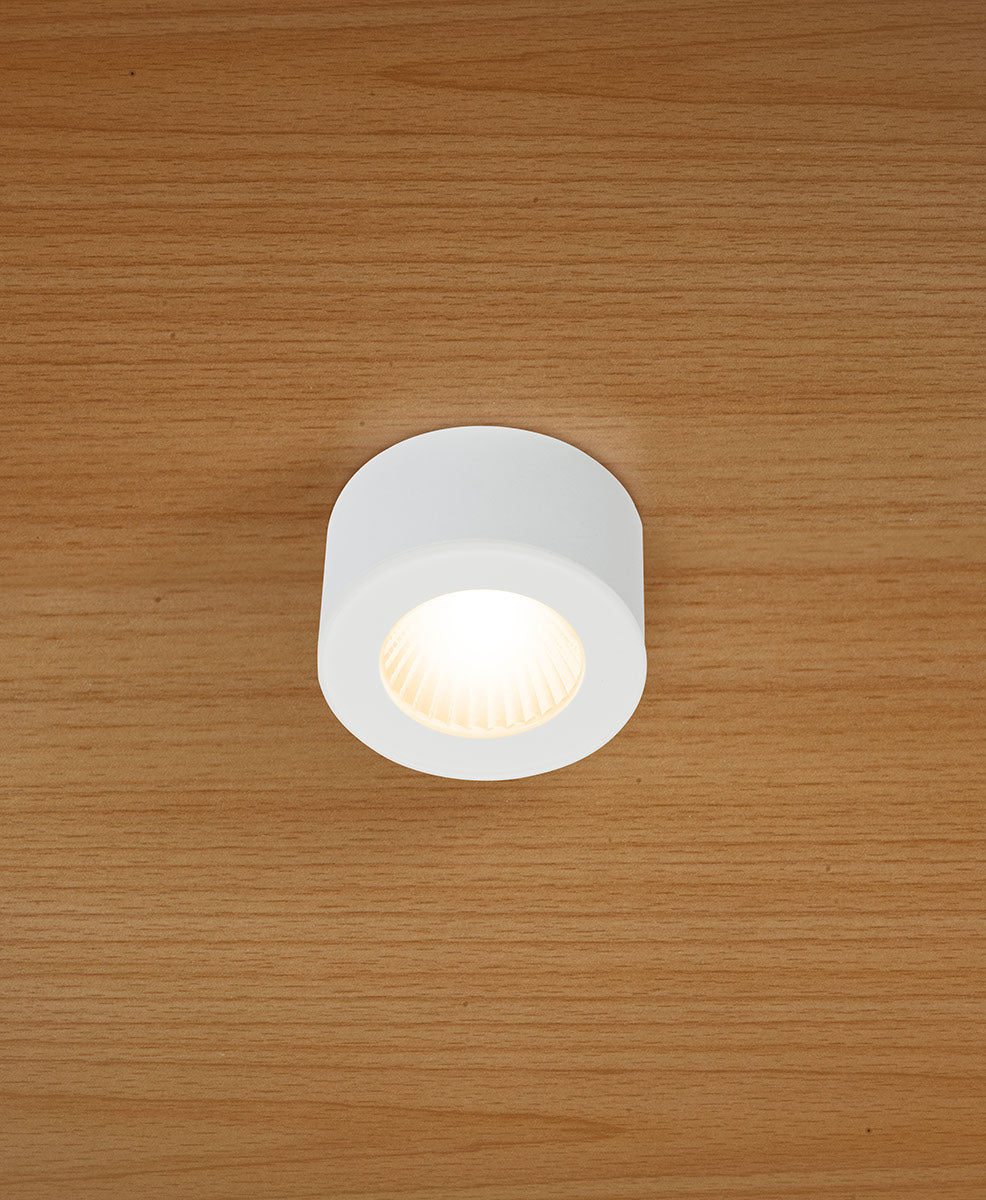 EVN LED Leuchte weiß rund 63x35mm 5W 3000K 280lm 21-40° 230V IP20