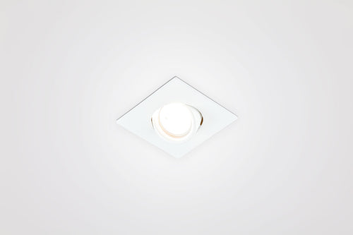 EVN Leuchte weiß schwenkbar viereckig 102x102x43mm 12V IP20