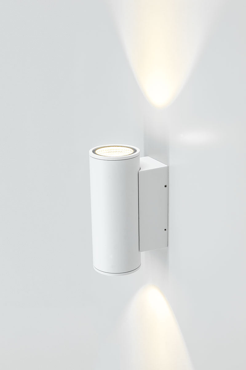EVN Power-LED Leuchte weiß rund 90x135mm 24W 3000K 850lm 41-80° 220-240V IP54