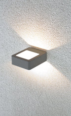 EVN LED Leuchte anthrazit rechteckig 145x120x46mm 5W 3000K 450lm >80° 100-240V IP54