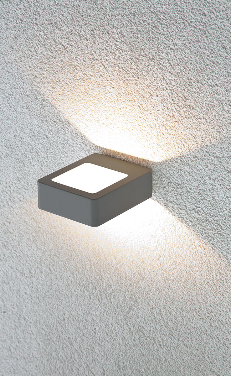 EVN LED Leuchte anthrazit rechteckig 145x120x46mm 5W 3000K 450lm >80° 100-240V IP54
