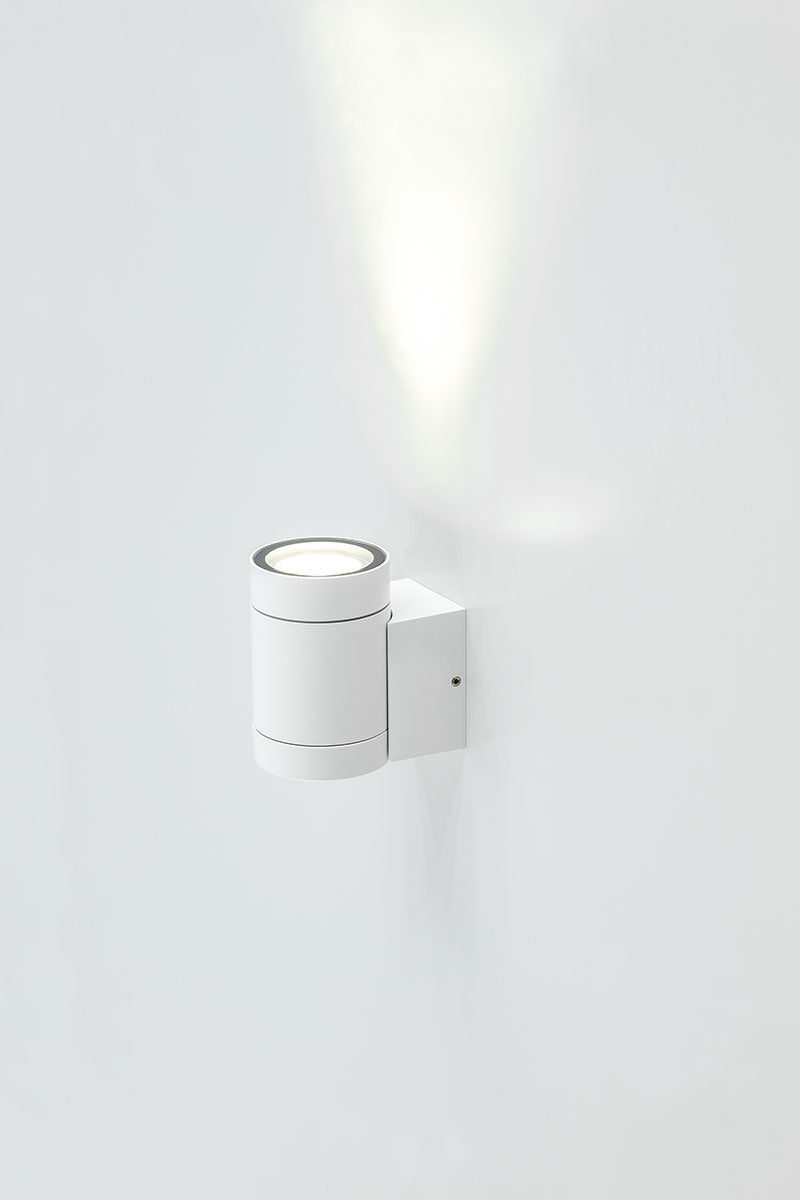 EVN 1-flammige Leuchte weiß rund 65x96mm 220-240V IP54