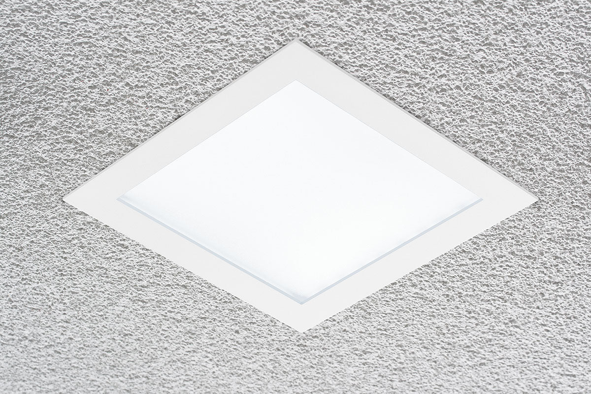 EVN LED Leuchte weiß viereckig 225x225x25mm 21W 4000K 1880lm >80° IP20