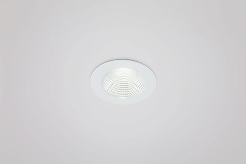 EVN LED Downlight weiß rund 103x60mm 10W 3000K 994lm 41-80° 220-240V IP44