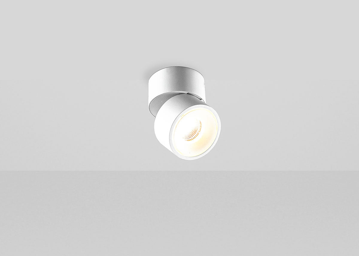 EVN LED Anbauleuchte weiß schwenkbar drehbar rund 100x106mm 13W 3000K 1000lm 21-40° 200-240V IP20