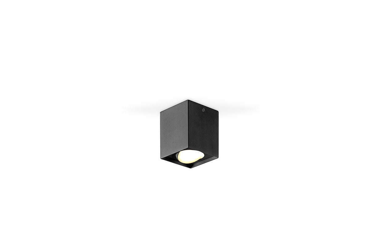 EVN Leuchte schwarz kardanisch-schwenkbar viereckig 90x90x108mm 10W 3000K 41-80° 200-240V IP20