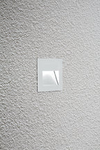 EVN LED Blendfreie Leuchte weiß viereckig 90x90x41mm 2,2W 3000K 150lm 100-240V IP20