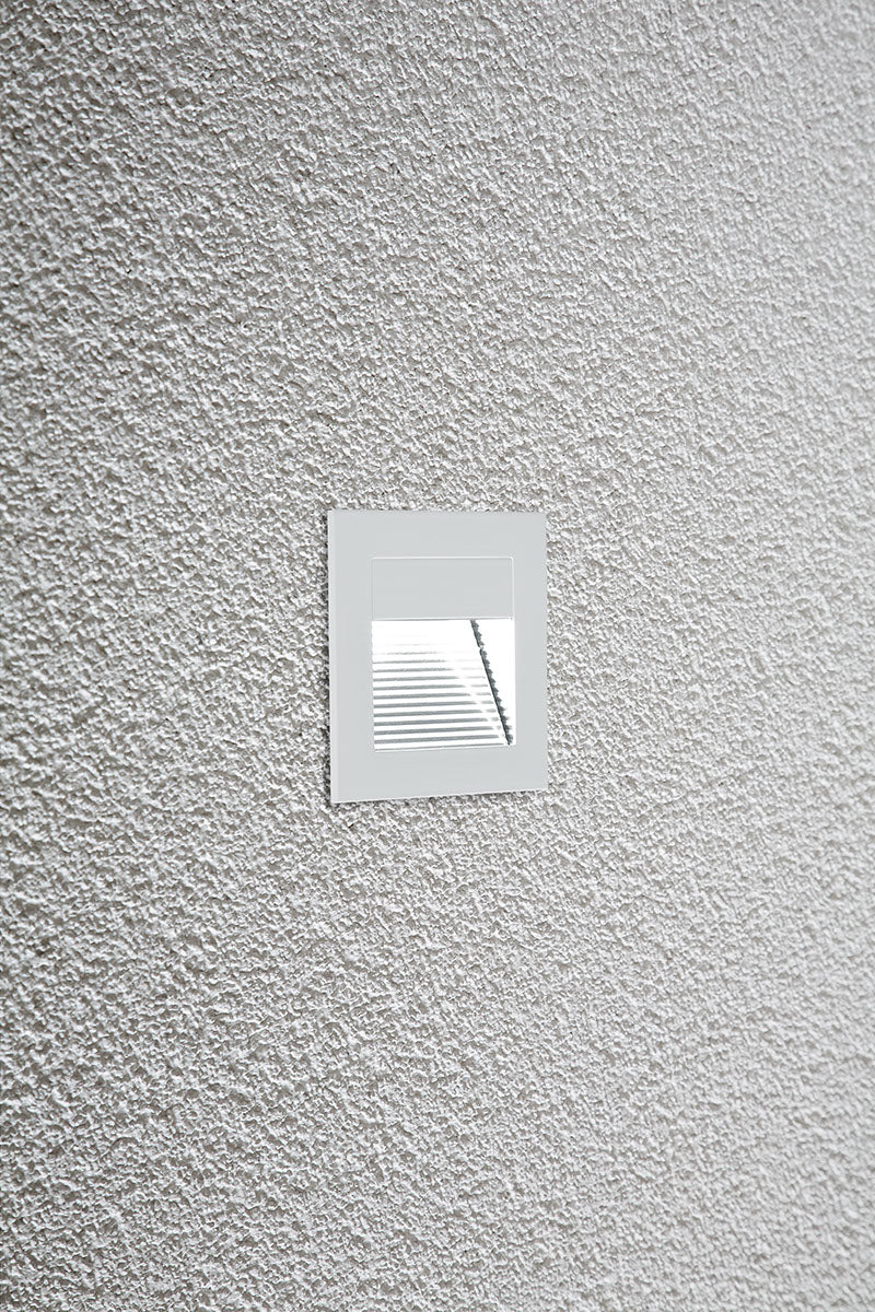 EVN LED Blendfreie Leuchte weiß viereckig 90x90x41mm 2,2W 3000K 150lm 100-240V IP20