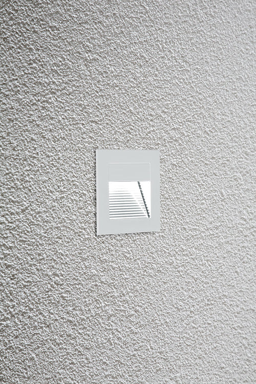 EVN LED Blendfreie Leuchte weiß viereckig 90x90x41mm 2,2W 3000K 150lm 100-240V IP20