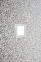 EVN LED Leuchte weiß viereckig 90x90x41mm 2,2W 3000K 150lm 100-240V IP20
