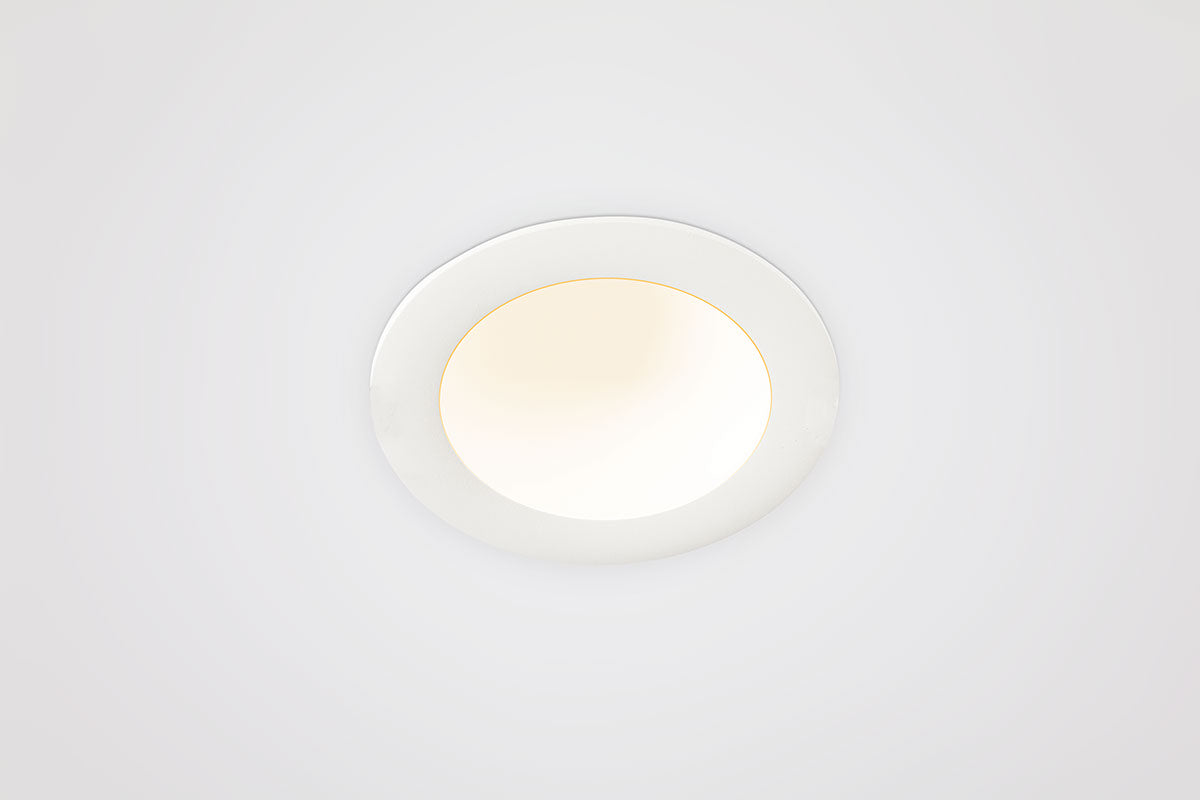 EVN LED Leuchte weiß rund 146x52mm 14W 3000K 773lm >80° IP20