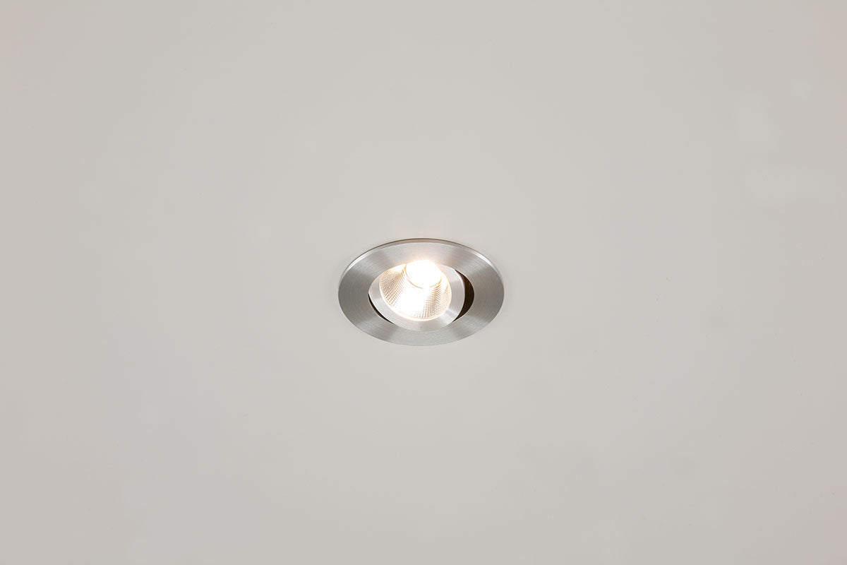EVN Power-LED Leuchte Aluminium poliert schwenkbar rund 83x32mm 6W 3000K 620lm 21-40° IP20