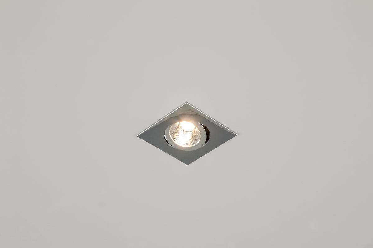 EVN Power-LED Leuchte Chrom schwenkbar viereckig 83x83x32mm 6W 3000K 620lm 21-40° IP20