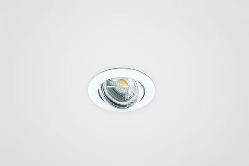 EVN Leuchte weiß schwenkbar rund 82x29mm 12V IP20