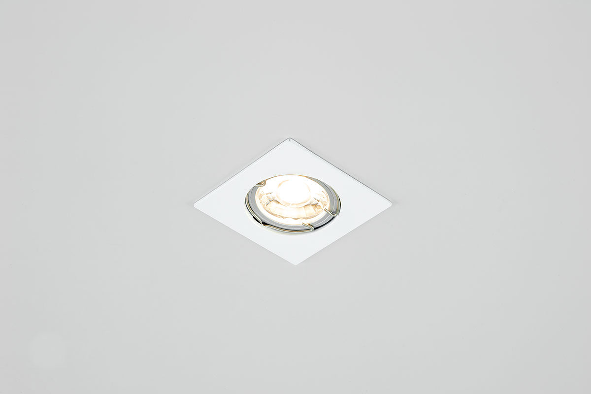 EVN Leuchte weiß viereckig 75x75x22mm 12V IP20