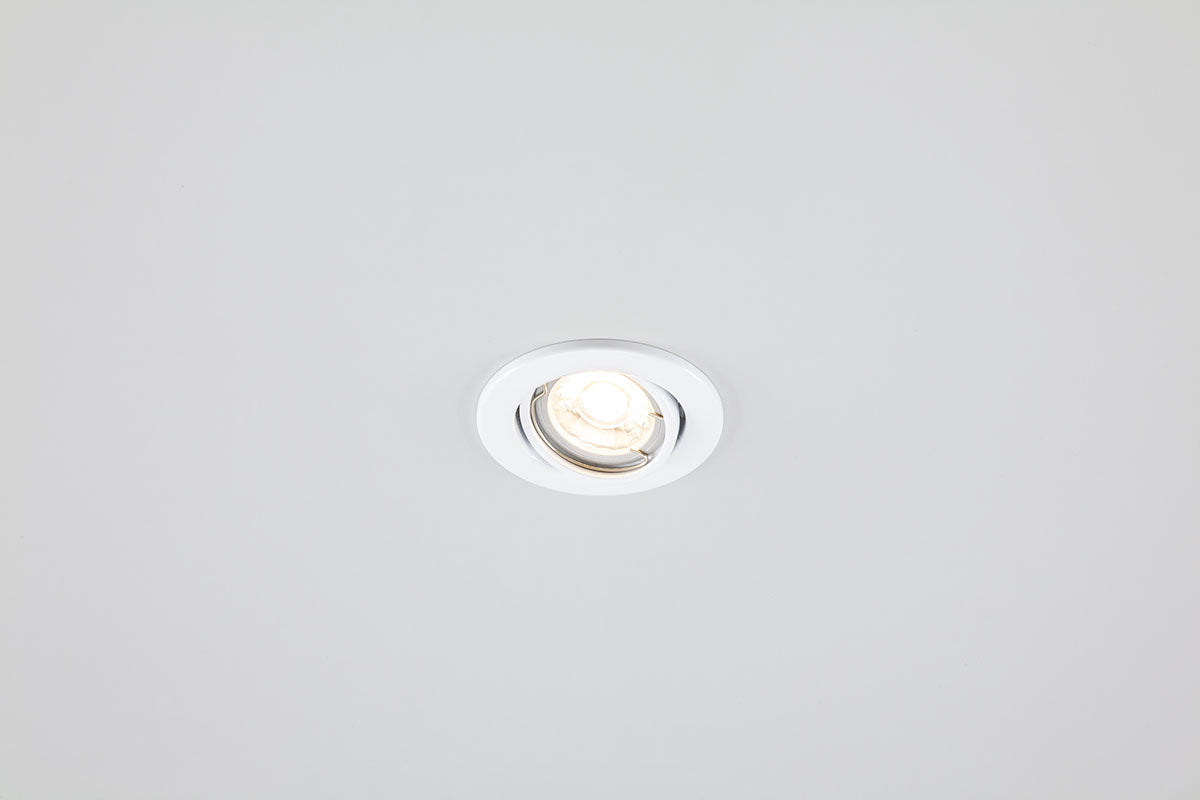 EVN Leuchte weiß schwenkbar rund 89x35mm 12V IP20