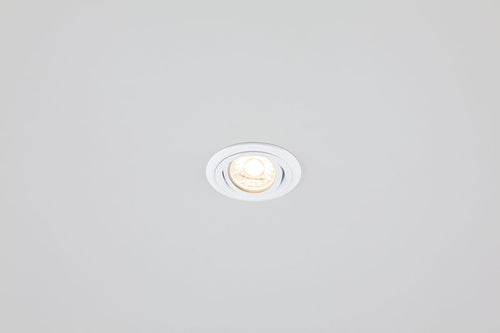 EVN Leuchte weiß schwenkbar rund 83x28mm 12V IP20