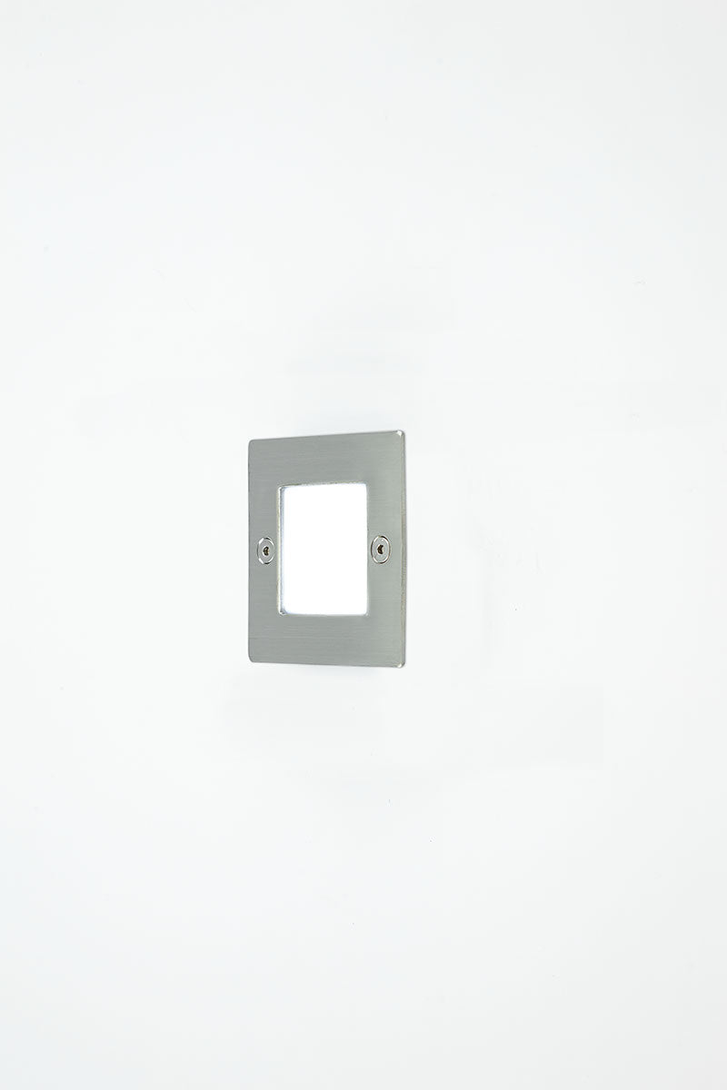 EVN LED Leuchte Edelstahl Optik viereckig 71x71x50mm 0,8W 6000K 36lm 230V IP54