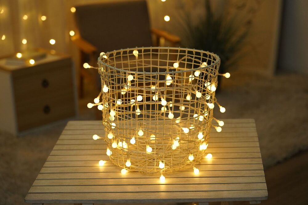 Modee Lichterkette 10m 100 LED kleine Kugeln Kunststoff grün 3,6W 2700K 360° IP44 220-240V Netzstecker 8 Funktionen
