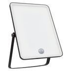 Osram LED Fluter Essential Sensor 50W/4000K 4750lm neutralweiß nicht dimmbar schwarz IP65