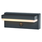Osram LED Wandleuchte Endura Style Solar USB Robust Sensor – Anwendungsbild