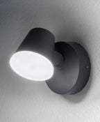 Osram LED Wand-/Deckenleuchte Endura Style Midi Spot I 12,5W/830 800lm nicht dimmbar dun – Montiert, eingeschaltet
