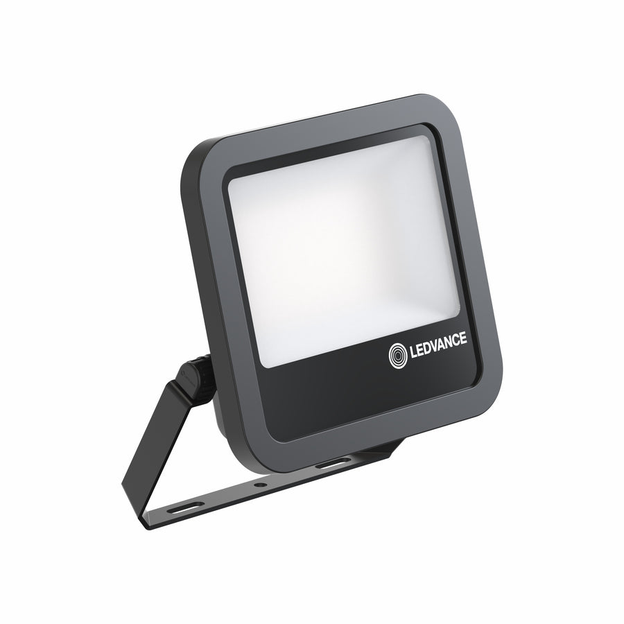 LEDVANCE LED Fluter Performance 69W 6500K 10000lm symmetrisch IP66 schwarz